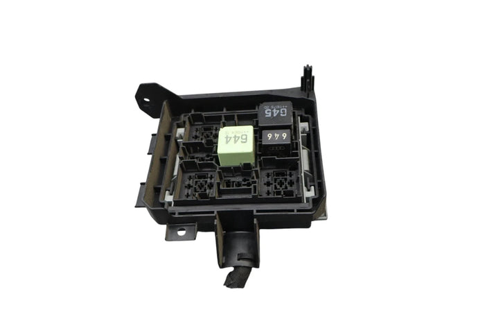 11-17 Volkswagen VW Touareg Front Under Dash Cabin Fuse Relay Box Fusebox Oem