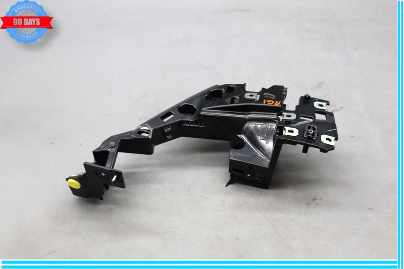 Load image into Gallery viewer, 10-16 Porsche Panamera 970 Front Right Side Dashboard Dash Support Bracket Oem
