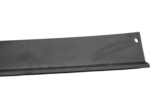 15-20 Hyundai Genesis Front Right Side Fender Seal Trim Ledge Cover Oem