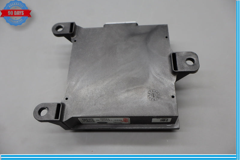 Load image into Gallery viewer, 14-15 Jaguar X250 XF F-Type Auxiliary Battery Converter Start / Stop Module Oem
