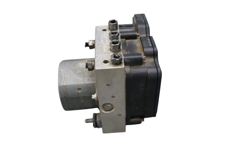 Load image into Gallery viewer, 14-16 Maserati Ghibli ABS Anti Lock Brake Pump Module Unit 0265243695 Oem
