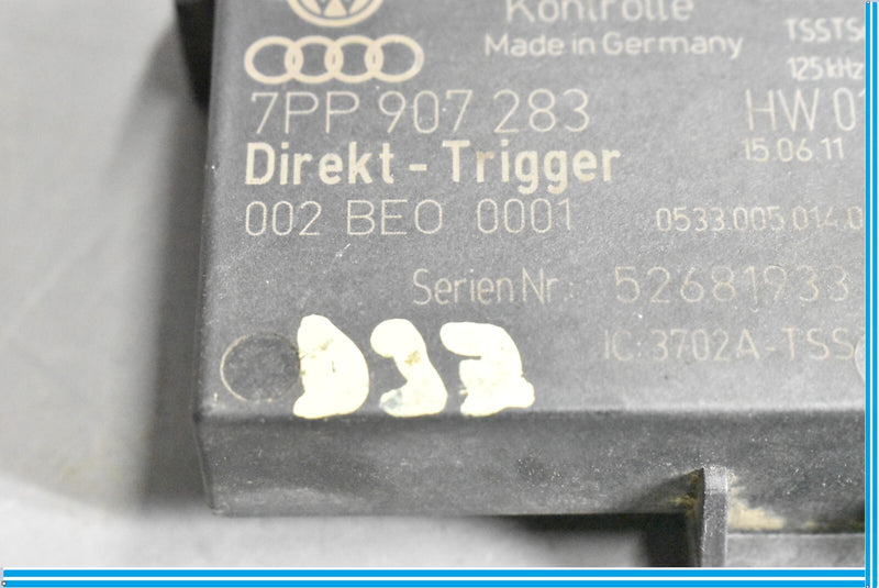 Load image into Gallery viewer, 11-18 Porsche Cayenne Tire Pressure Monitor Sensor Module TPMS 7PP907283 Oem
