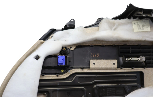 11-17 Volkswagen Touareg Rear Right Trunk Quarter Cover Trim Panel 7P6867038 Oem