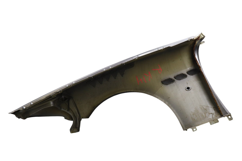 Load image into Gallery viewer, 03-13 Maserati Quattroporte M139 Right Passenger Side Fender Cover Assembly Oem
