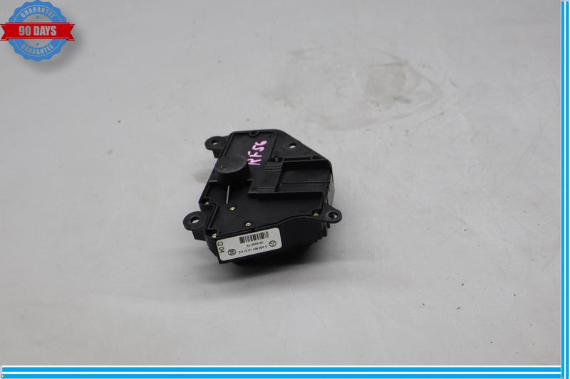 Load image into Gallery viewer, 03-08 Mercedes R230 SL500 Right Side Seat Switch Control Module Oem
