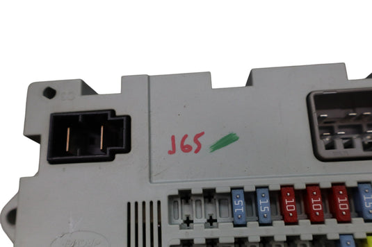 17-20 Jaguar XE Trunk Cabin Fuse Relay Junction Box Module Unit Oem