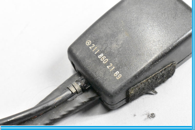 Load image into Gallery viewer, 03-11 Mercedes CLS550 CLS55 AMG E550 W219 Front Left Seat Belt Buckle Oem
