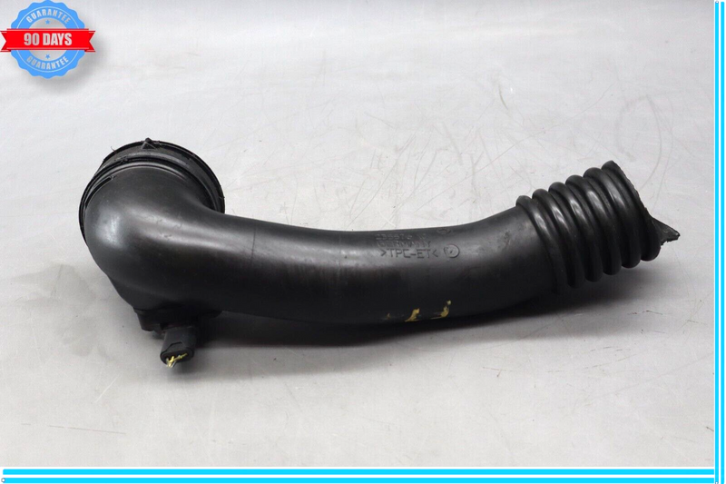 Load image into Gallery viewer, 09-15 BMW 750i 750Li Turbocharger Turbo Intercooler Hose Pipe Line Oem

