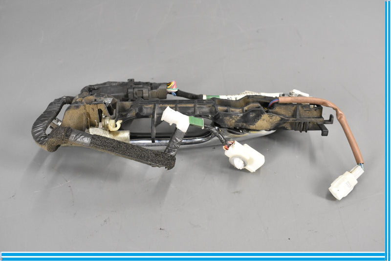 Load image into Gallery viewer, 07-17 Lexus LS460 LS460L Front Right Side Exterior Door Lock Handle Oem
