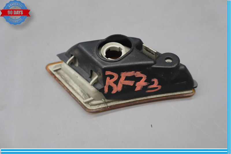 Load image into Gallery viewer, 08-11 Mercede W204 C350 C300 Front Bumper Right Side Turn Signal Light Oem
