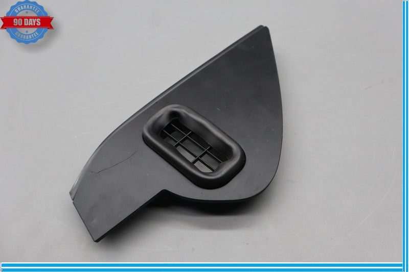 Load image into Gallery viewer, 14-22 Maserati Quattroporte Front Right Side Dash End Vent Cover Trim Oem
