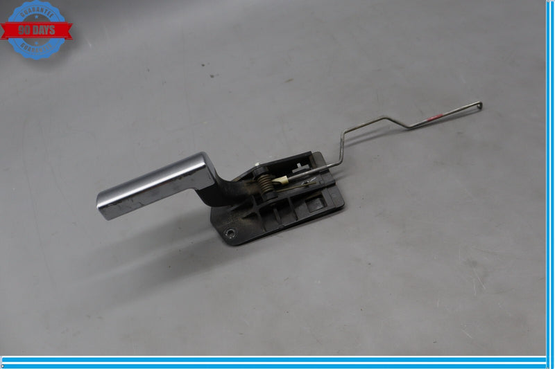 Load image into Gallery viewer, 03-09 Hummer H2 Front Left Driver Side Interior Door Handle 15186042 Oem
