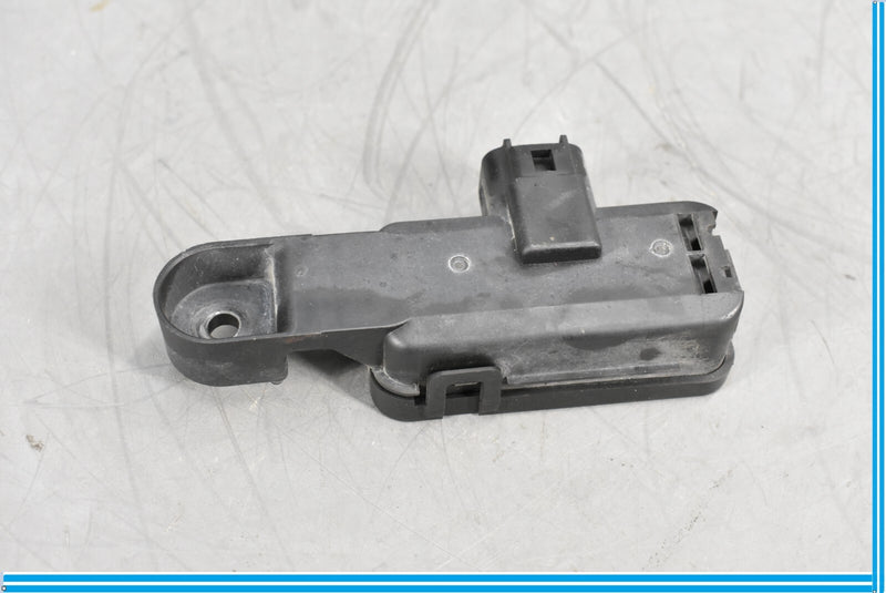 Load image into Gallery viewer, 07-09 Lexus LS460 Smog Emission Control Sensor Unit Denso 013650-0010 Oem
