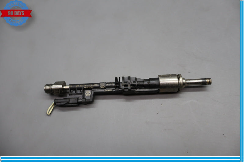 Load image into Gallery viewer, 11-16 BMW 535i xDrive Engine Motor Fuel Injector 0261500109 Oem
