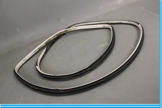 11-20 Infiniti QX56 QX80 Rear Right Side Door Window Weather Strip Seal Oem