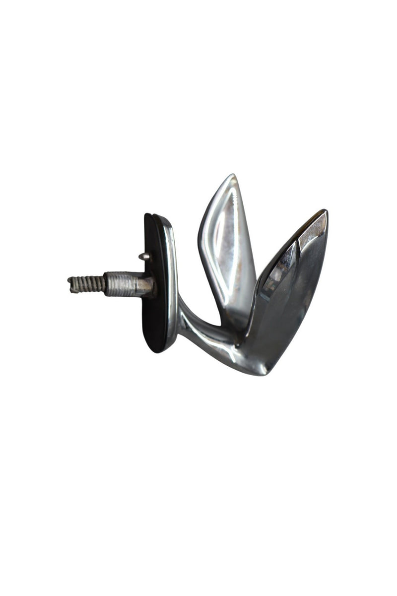 Load image into Gallery viewer, 11–16 Hyundai Equus Front Top Hood Emblem Ornament Chrome 86320-3N000 Oem
