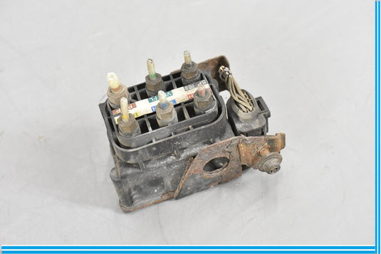 07-13 Mercedes S550 S600 S400 W221 Air Suspension Pressure Valve Block Oem