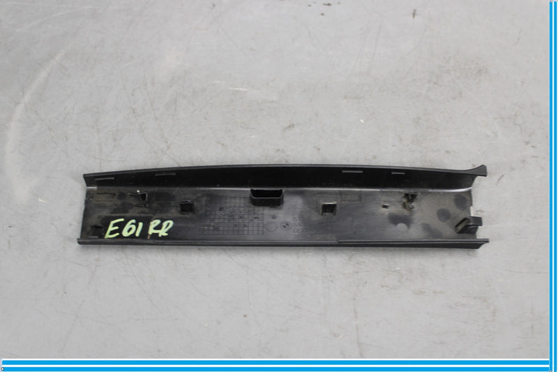 Load image into Gallery viewer, 09-15 BMW 750Li F01 F02 Rear Right Side Door Window Trim Cover Panel Oem
