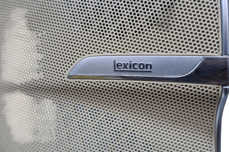 Load image into Gallery viewer, 11-13 Hyundai Equus Rear Right Passenger Side Interior Door Trim Panel Oem
