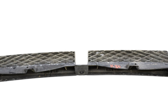 11-17 Volkswagen VW Touareg Rear Center Bumper Mount Support Bracket Black Oem