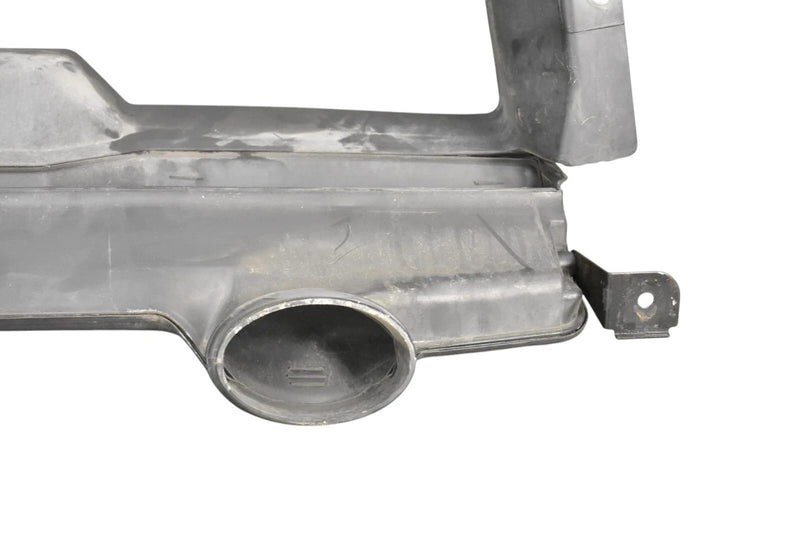 Load image into Gallery viewer, 04-08 Maserati Quattroporte M139 4.2L Front Radiator Air Duckt Shroud Cover Oem
