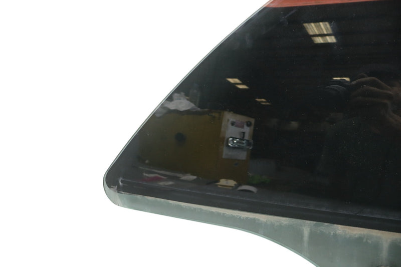 Load image into Gallery viewer, 10-17 Mercedes W207 E350 E550 Rear Right Side Door Window Auto Glass Oem
