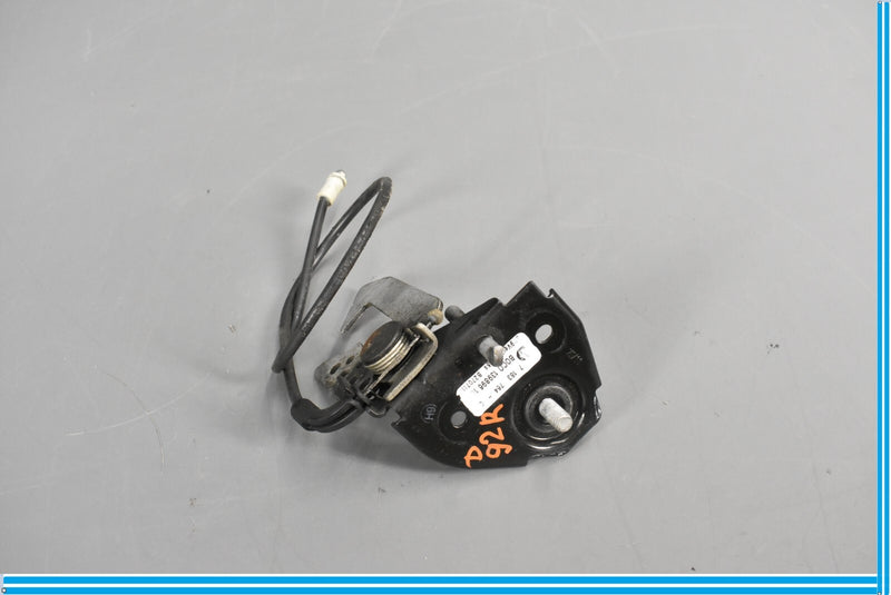 Load image into Gallery viewer, 09-17 BMW 650i 750i Front Right Side Hood Lock Latch Striker W/ Cable Oem
