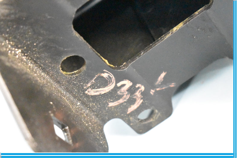 Load image into Gallery viewer, 00-06 Mercedes CL500 CL600 W215 Front Left Bumper Reinforcement Bar Bracket Oem
