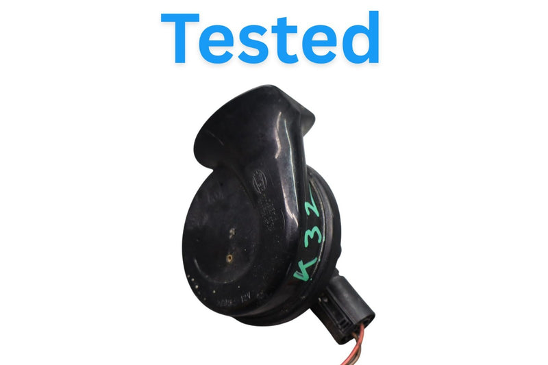 Load image into Gallery viewer, 10-17 BMW 535i 550i GT F07 Front High Pitch Tone Horn Signal 7248685 Oem
