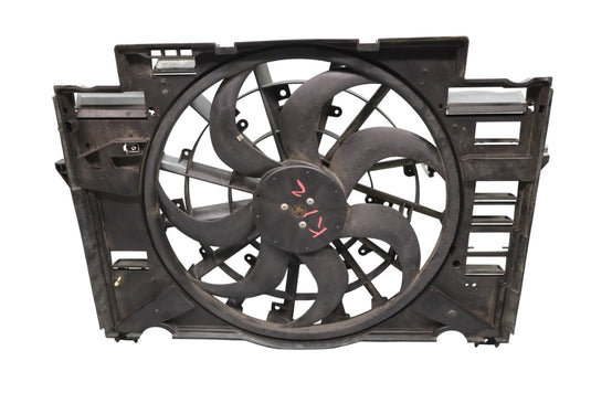 16-24 Jaguar XE XF X260 Engine Motor Radiator Cooling Fan Shroud GX738C607DE Oem
