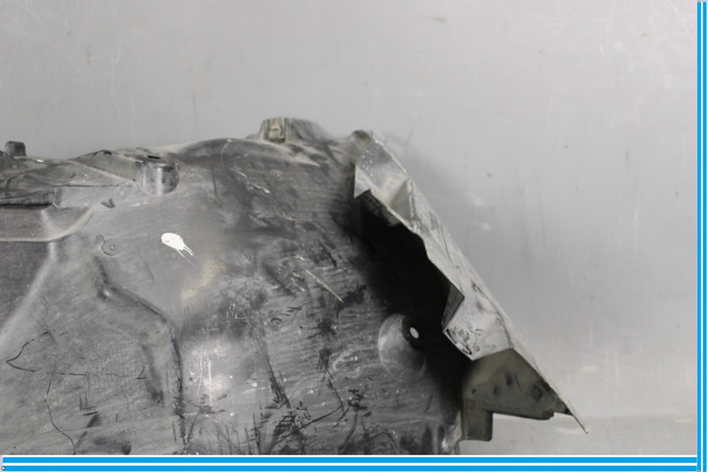 Load image into Gallery viewer, 08-14 Mercedes W204 C250 E350 Front Left Side Section Inner Fender Liner Oem
