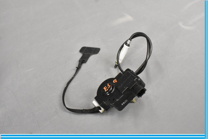 Load image into Gallery viewer, 02-10 Lexus SC430 Rear Trunk Gas Fuel Lid Door Open Cable Lock Actuator Oem
