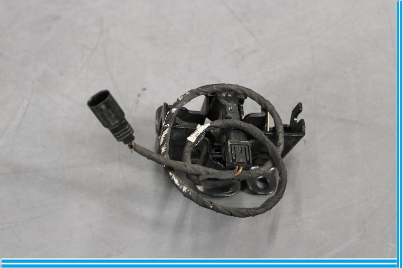 Load image into Gallery viewer, 06-11 Mercedes CLS550 W219 Right or Left Side Engine Hood Lock Latch Oem
