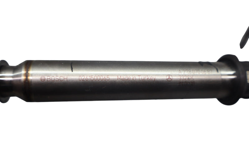 Load image into Gallery viewer, 15-18 Mercedes W205 C300 Engine Motor Fuel Injection A2780700687 Oem
