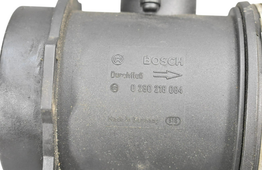 04-11 Maserati Quattroporte M139 Mass Air Flow Sensor w/ Pipe 215889 Oem