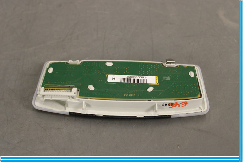 Load image into Gallery viewer, 12-18 BMW 320i 328i F30 Rear Interior Roof Overhead Reading Dome Lamp Oem

