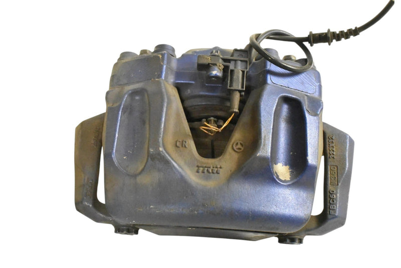 Load image into Gallery viewer, 08-18 Mercedes W212 Е350 CLS400 Front Left and Right Brake Calipers Set Oem
