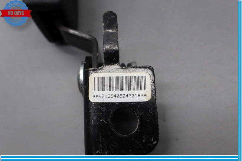 Load image into Gallery viewer, 10-13 Buick Lacrosse CXL Rear Left Driver Side Seatbelt Seat Belt Buckle Oem
