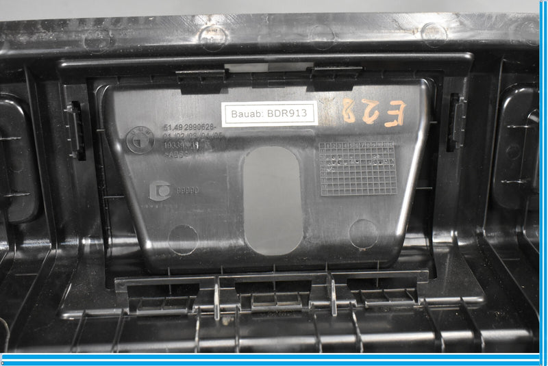 Load image into Gallery viewer, 12-15 BMW E84 X1 Rear Trunk Tailgate Panel With Chrome Trim Oem
