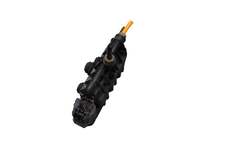 Load image into Gallery viewer, 05-16 Land Rover Range Rover Sport Air Suspension Valve Block Airmatic Oem

