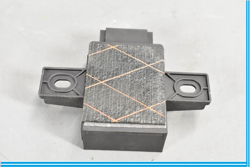 Load image into Gallery viewer, 11-18 Volkswagen VW Touareg Backrest Release Control Module Unit ECU Oem
