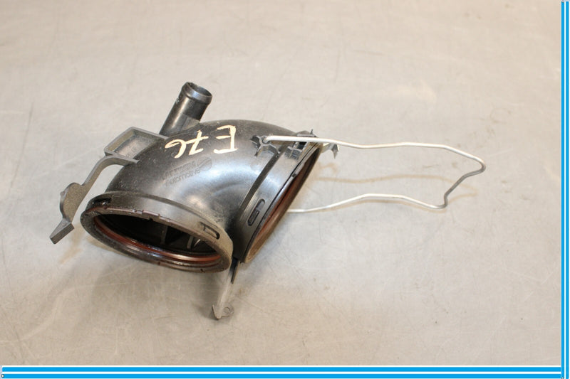 Load image into Gallery viewer, 07-12 Mercedes GL450 GL550 Air Intake Duct Pipe Hose Oem
