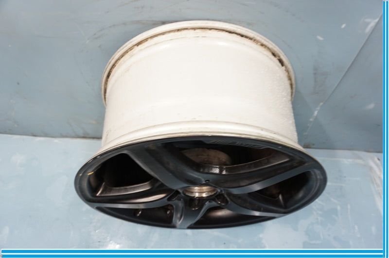 Load image into Gallery viewer, 12-18 Mercedes CLS550 CLS63 W218 18" R18 18x9.5 Wheel Rim 2184011502 Oem
