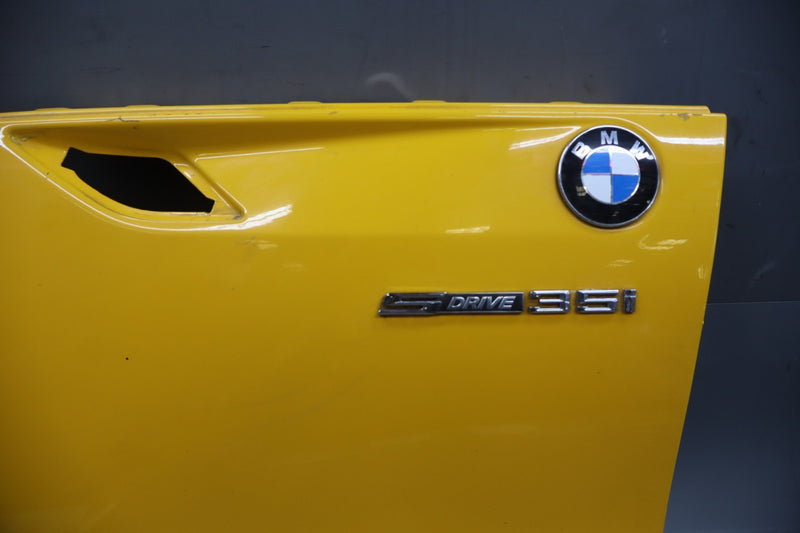 Load image into Gallery viewer, 09-12 BMW E89 Z4 3.0L Front Left Driver Side Fender Cover Panel Yellow Oem
