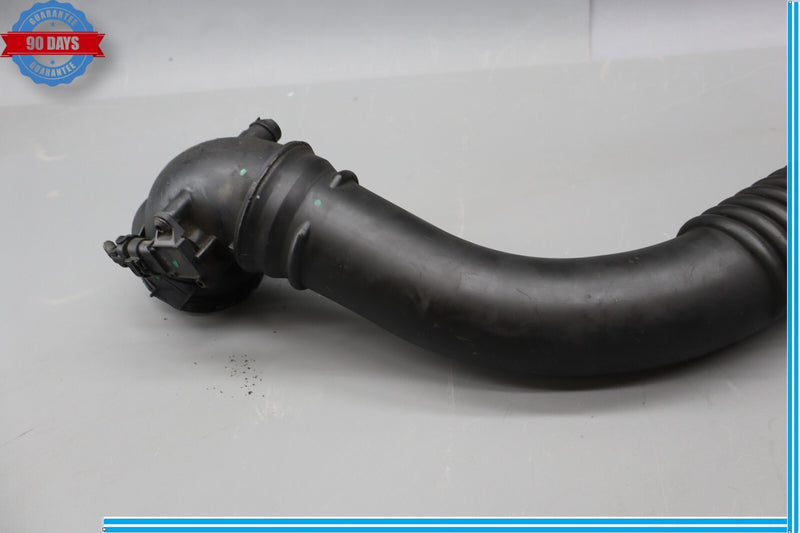 Load image into Gallery viewer, 12-18 BMW 328i 320i F30 Engine Intercooler Charge Outlet Pipe Hose 7597592 Oem
