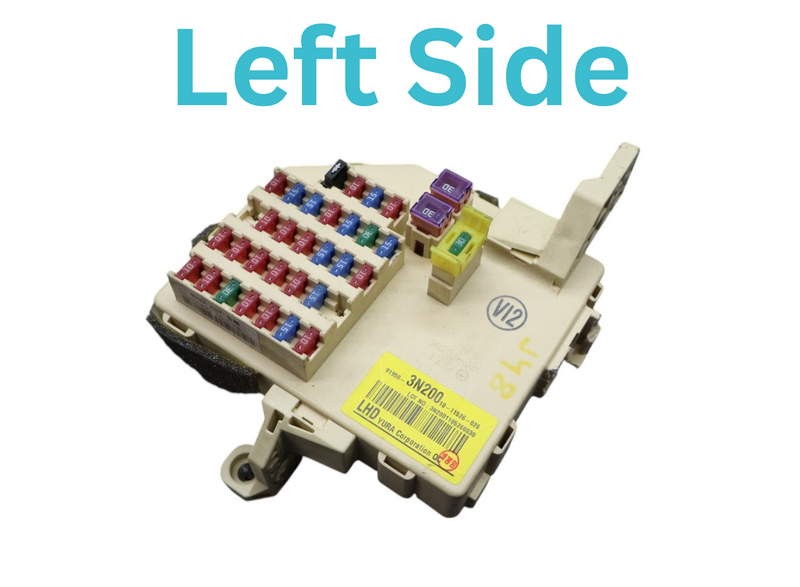 Load image into Gallery viewer, 11-13 Hyundai Equus SIG Left Dash Interior Cabin Fuse Box Relay Junction Oem
