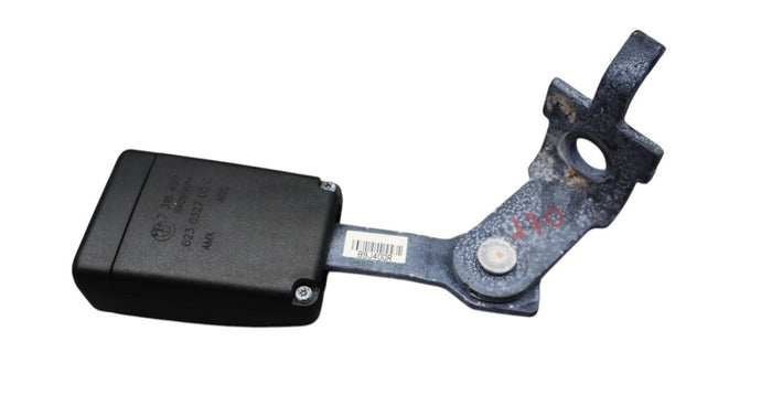 14-18 BMW X5 Lower Rear Center Right Side Belt Tensioner Buckle Receiver Oem