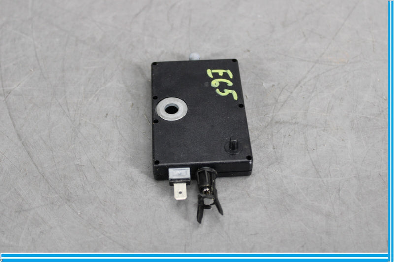 Load image into Gallery viewer, 03-08 Mercedes R230 SL500 Antenna AMP Amplifier Booster Module Unit Oem
