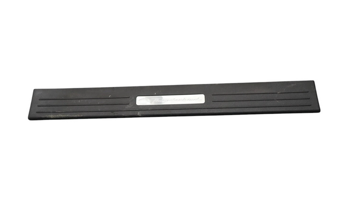 02-05 Ford Thunderbird Right Side Lower Door Well Seal Scuff Step Plate Trim Oem