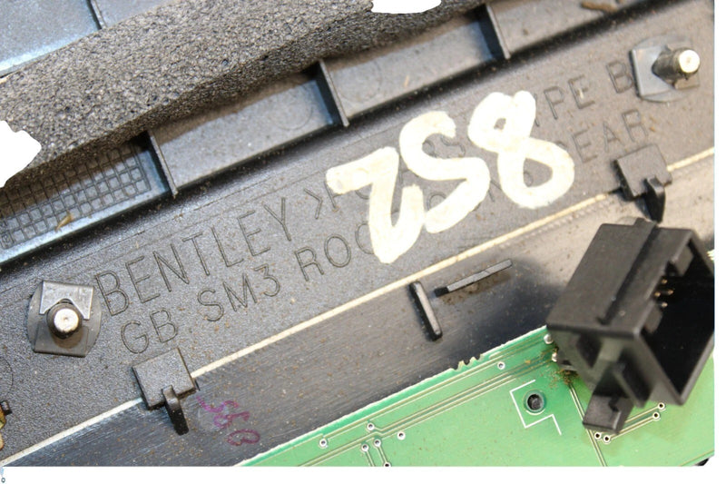 Load image into Gallery viewer, 04-08 Bentley Continental Rear Overhead Console Dome Light Switch 3W0959527M OEM
